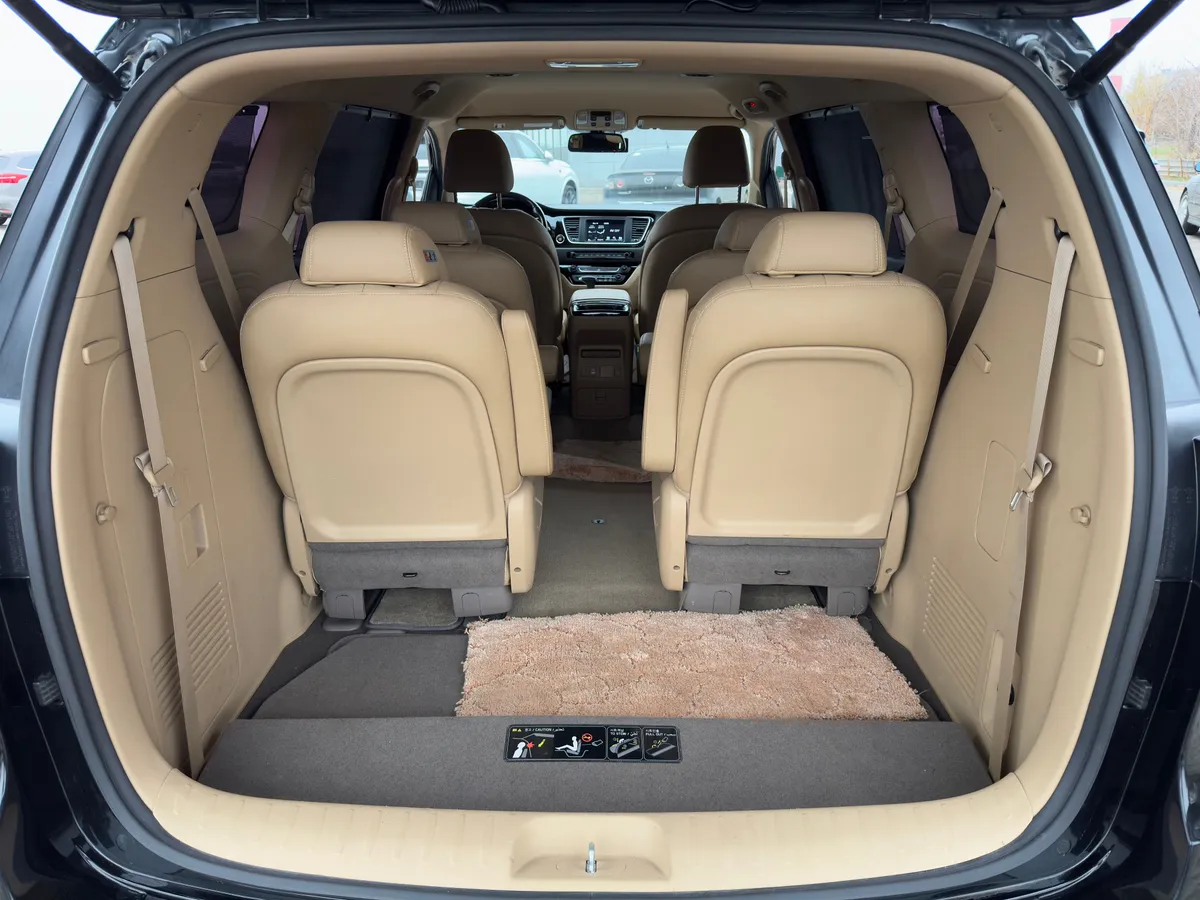 Kia Carnival 2.2 CRDi AT (200 л.с.)