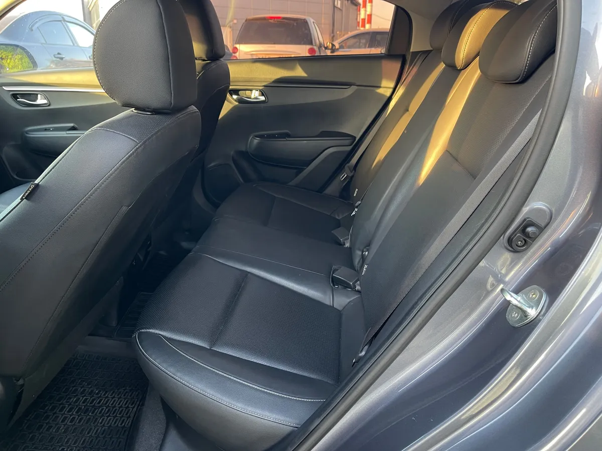 Kia Rio 1.6 AT (123 л.с.)