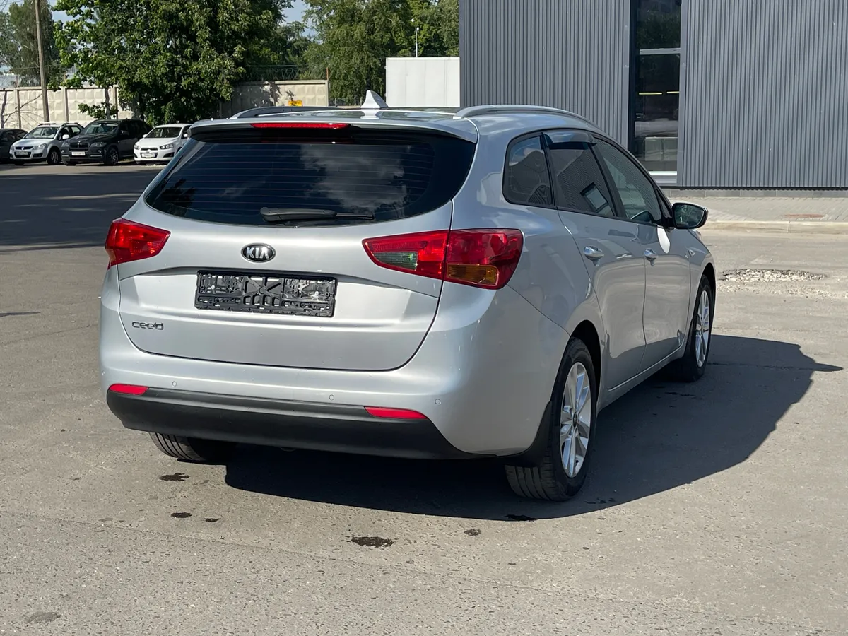 Kia Ceed 1.6 AT (130 л.с.)