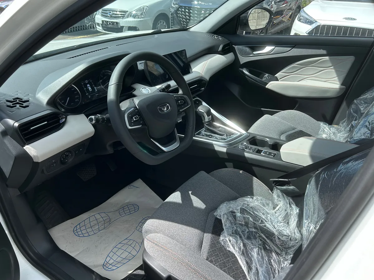 Kaiyi E5 1.5 CVT (147 л.с.)