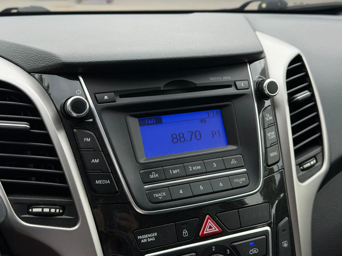 Hyundai i30 1.6 AT (130 л.с.)
