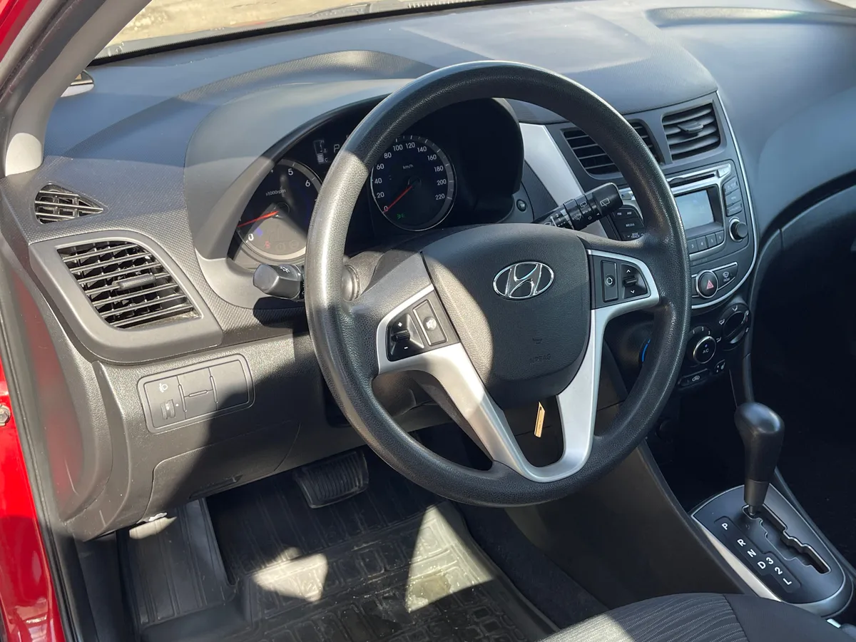 Hyundai Solaris 1.4 AT (107 л.с.)