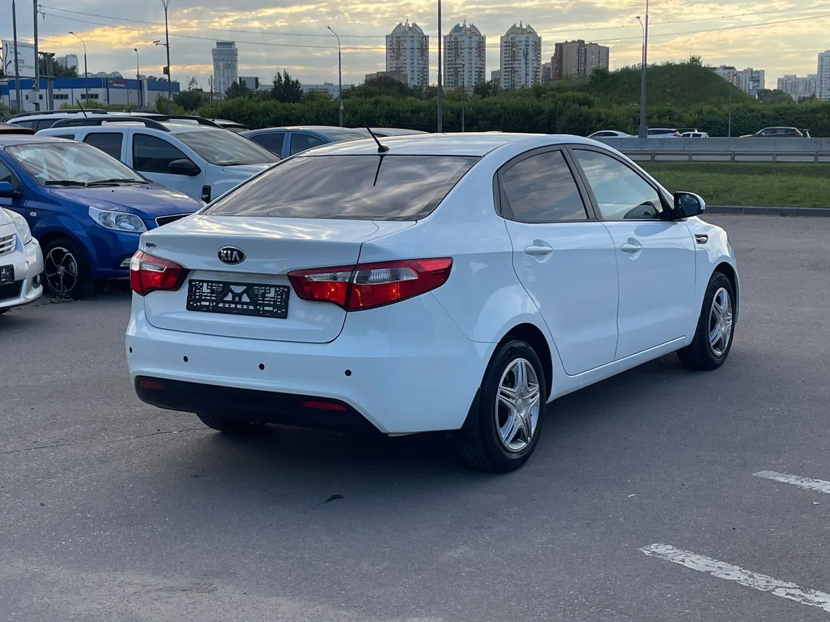 Kia Rio 1.6 AT (123 л.с.), 2013 — фото 4