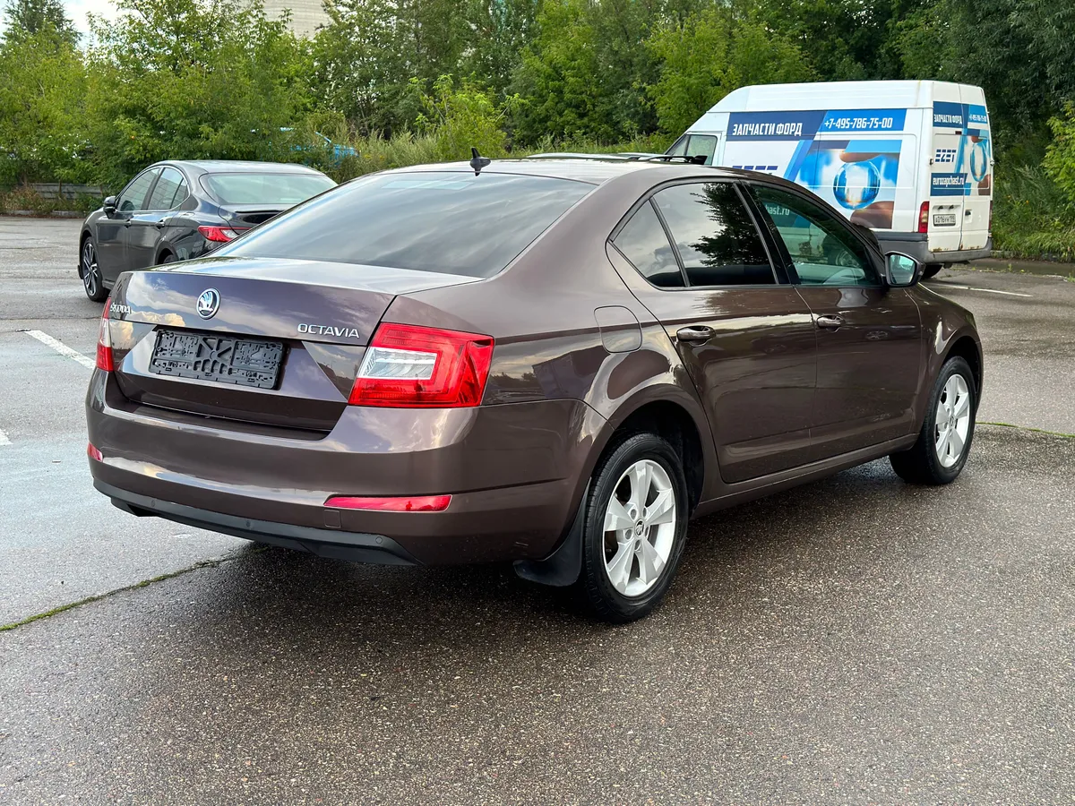 Skoda Octavia 1.6 AT (110 л.с.)