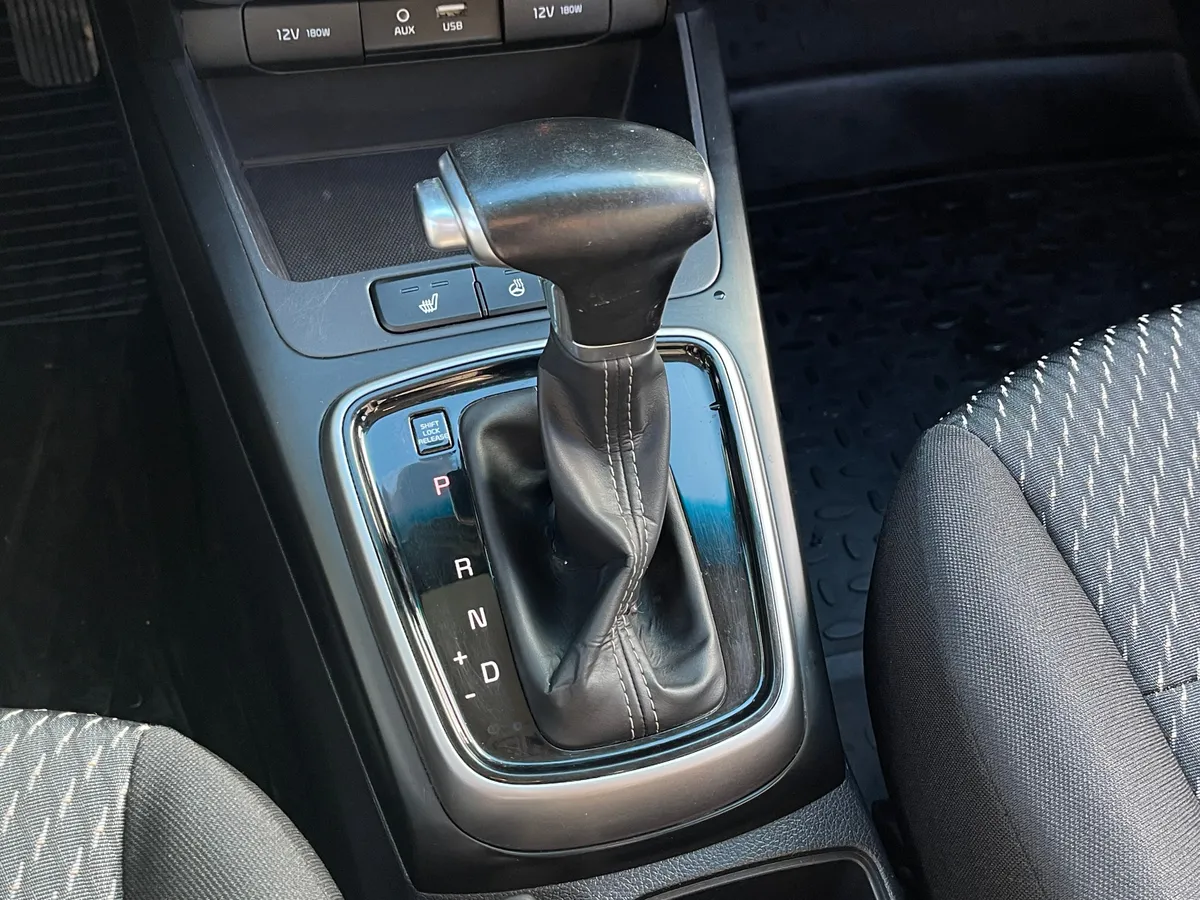 Kia Rio 1.6 AT (123 л.с.), 2018 — фото 11
