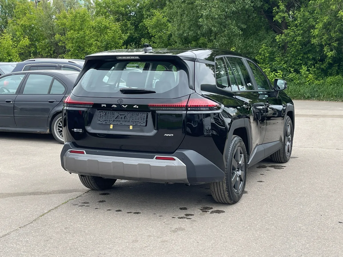 Toyota RAV4 2.0 AT AWD (171л.с.)