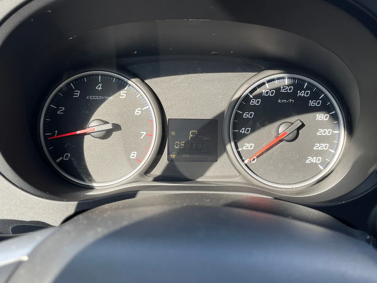 Mitsubishi Outlander 2.0 CVT (146 л.с.)