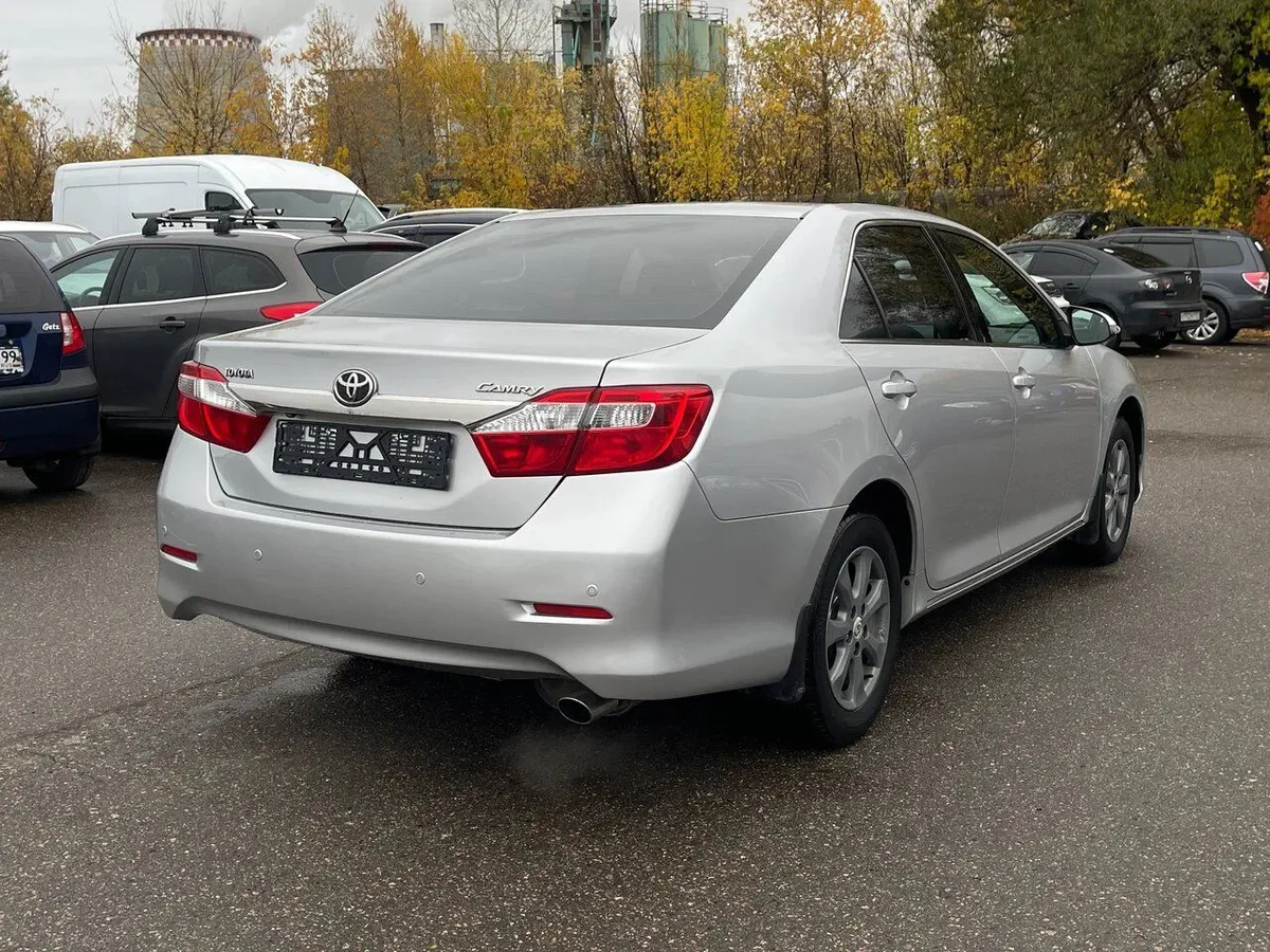 Toyota Camry 2.5 AT (181 л.с.), 2012 — фото 4