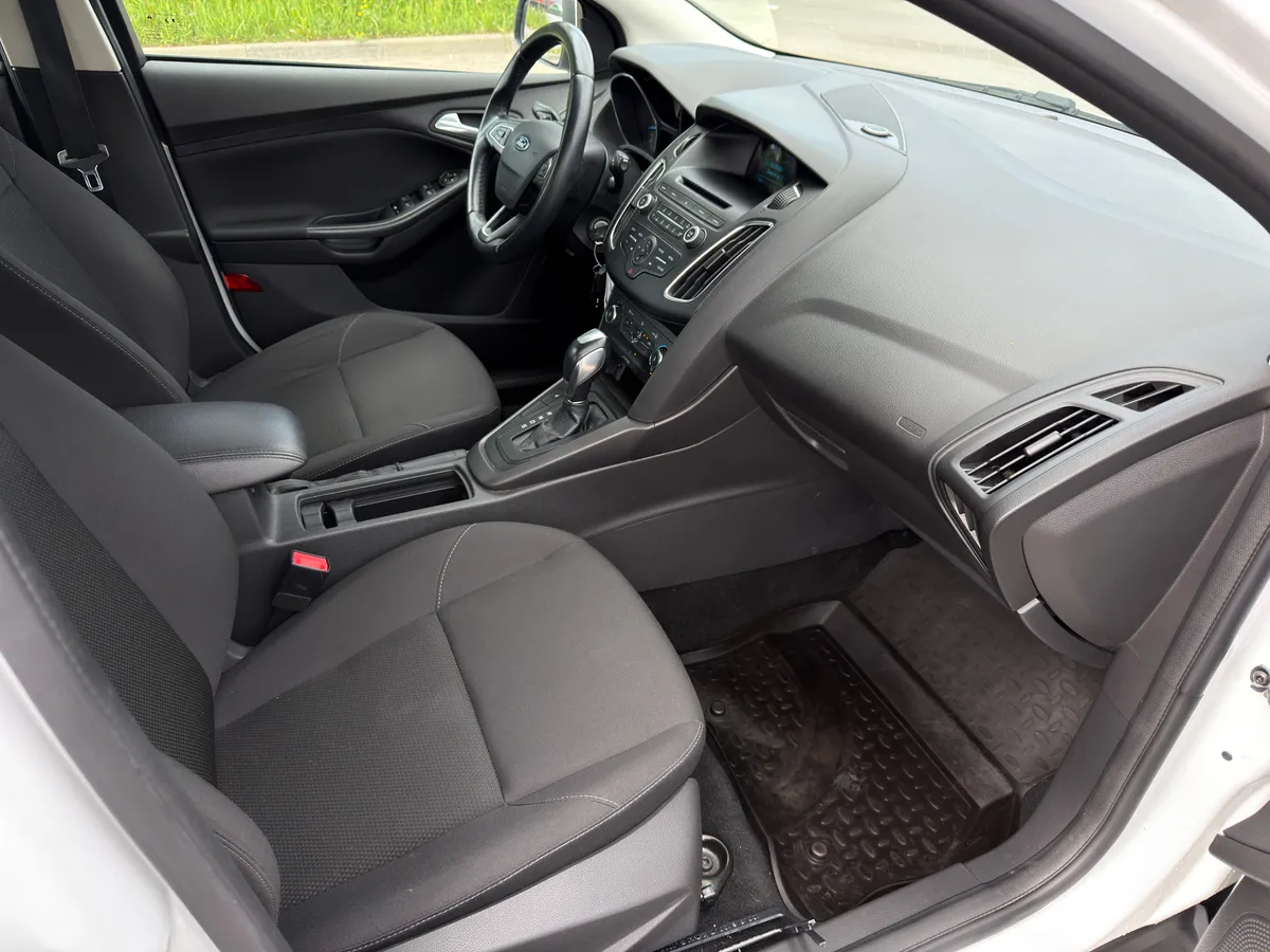 Ford Focus 1.6 Ti-VCT PowerShift (105 л.с.)