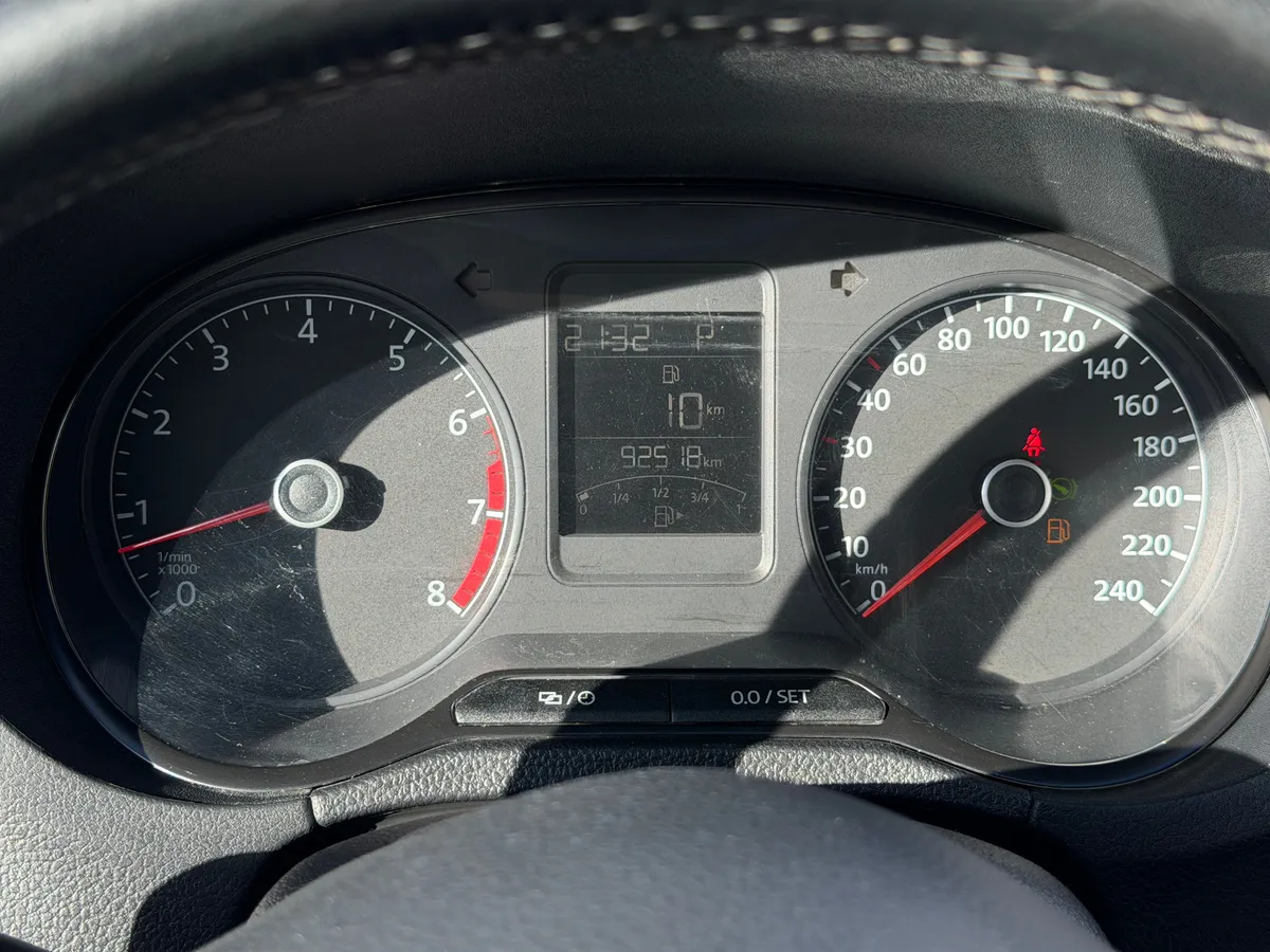 Volkswagen Polo 1.6 Tiptronic (105 л.с.), 2014 — фото 7
