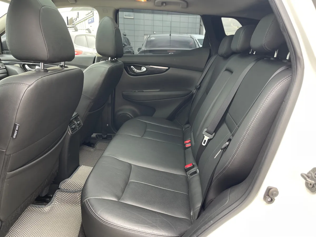 Nissan Qashqai 2.0 CVT 4WD (144 л.с.)