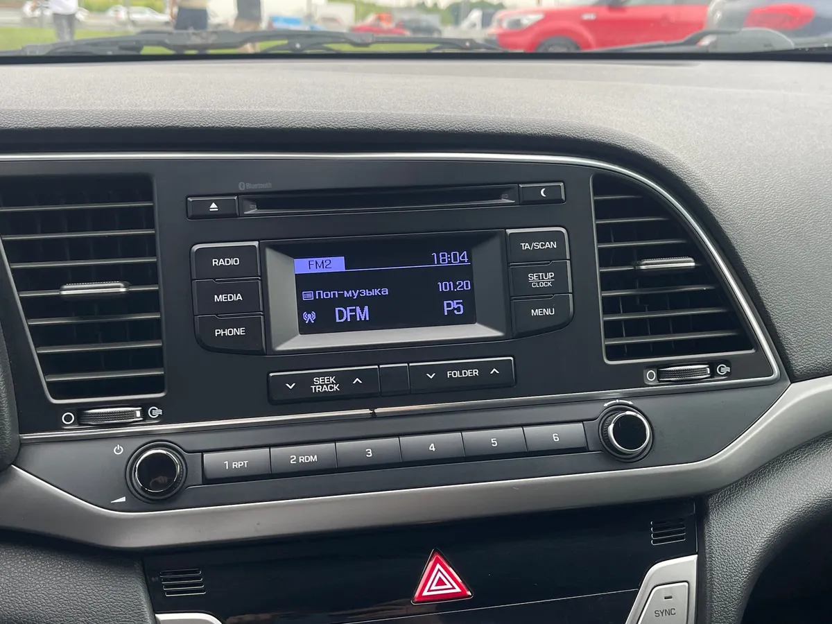 Hyundai Elantra 1.6 AT (128 л.с.), 2017 — фото 8