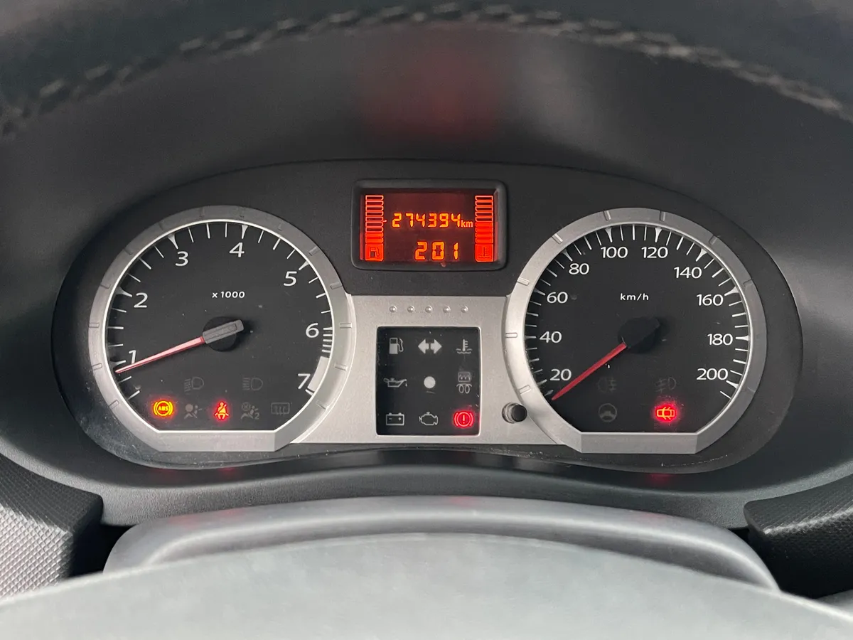 ВАЗ (Lada) Largus 1.6 MT 16 кл (5 мест) (106 л.с.)