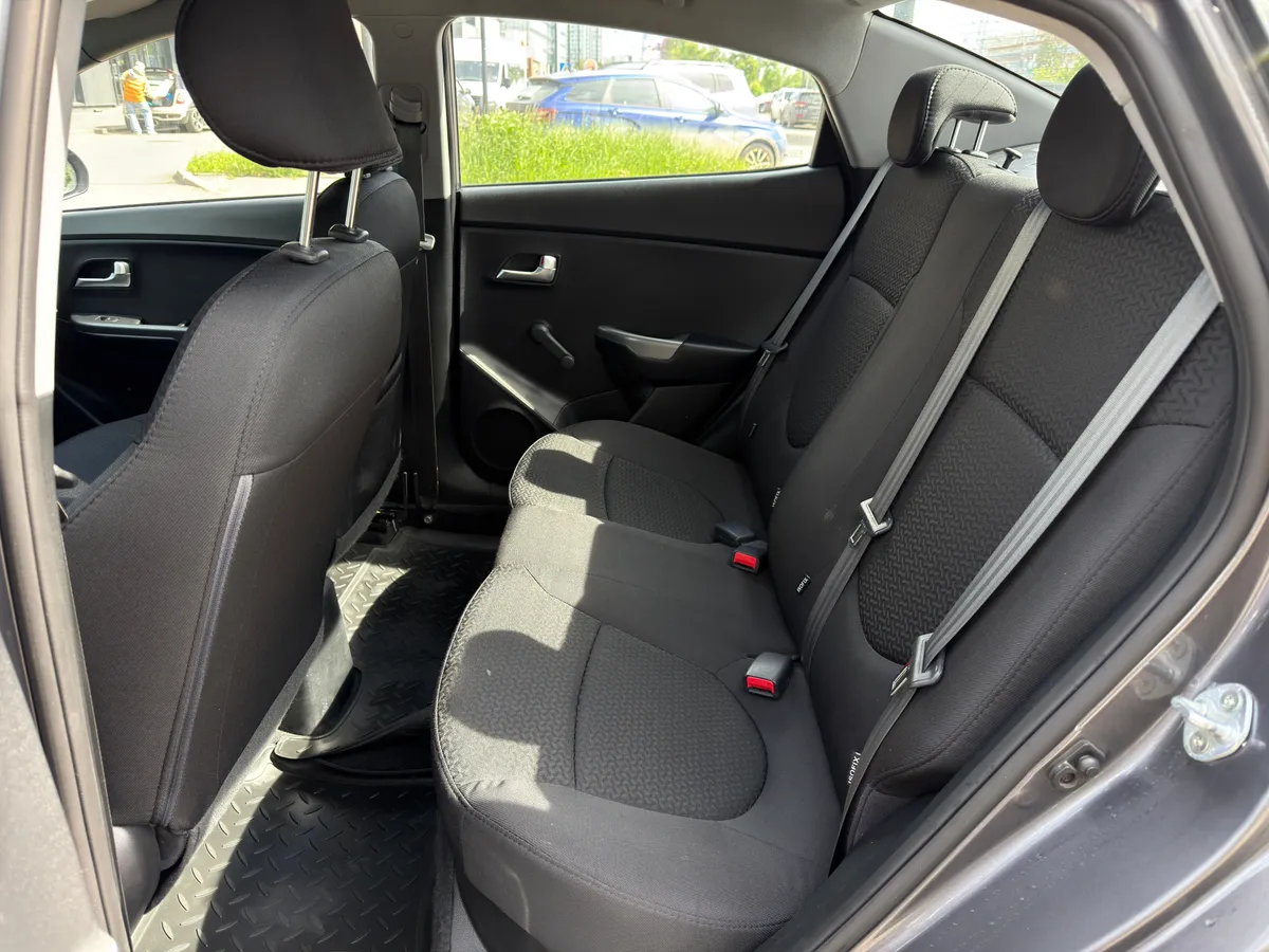 Kia Rio 1.6 AT (123 л.с.)