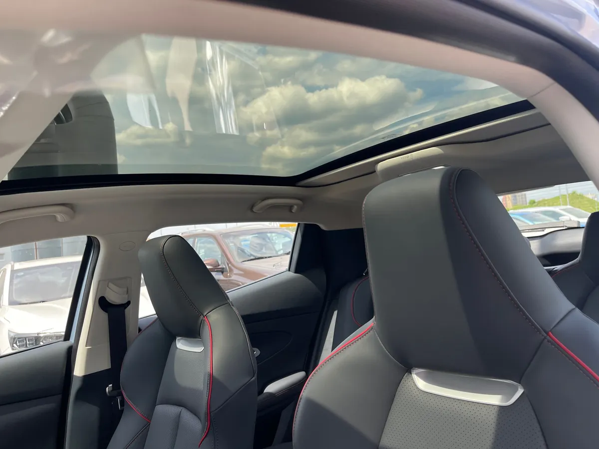 Changan UNI-T 1.5 AMT (167 л.с.)