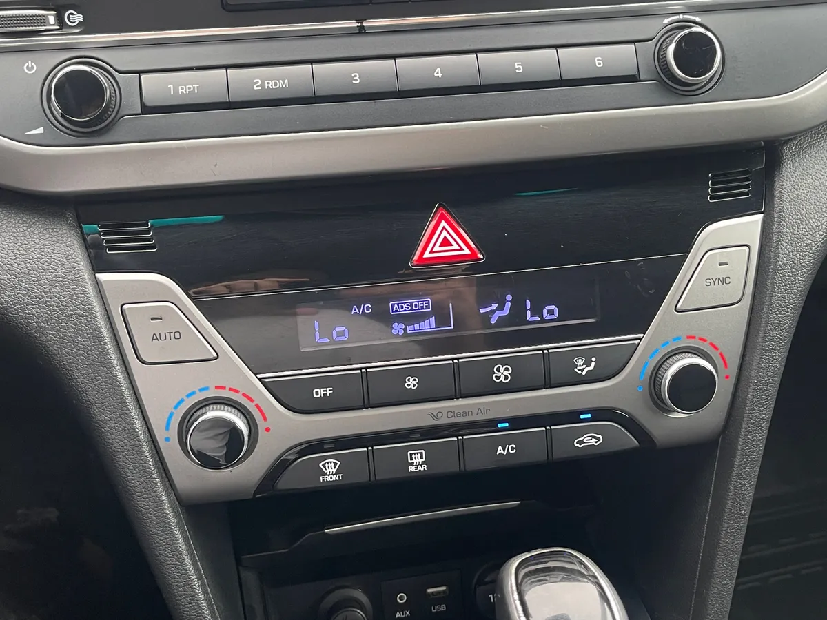 Hyundai Elantra 1.6 AT (128 л.с.), 2017 — фото 9