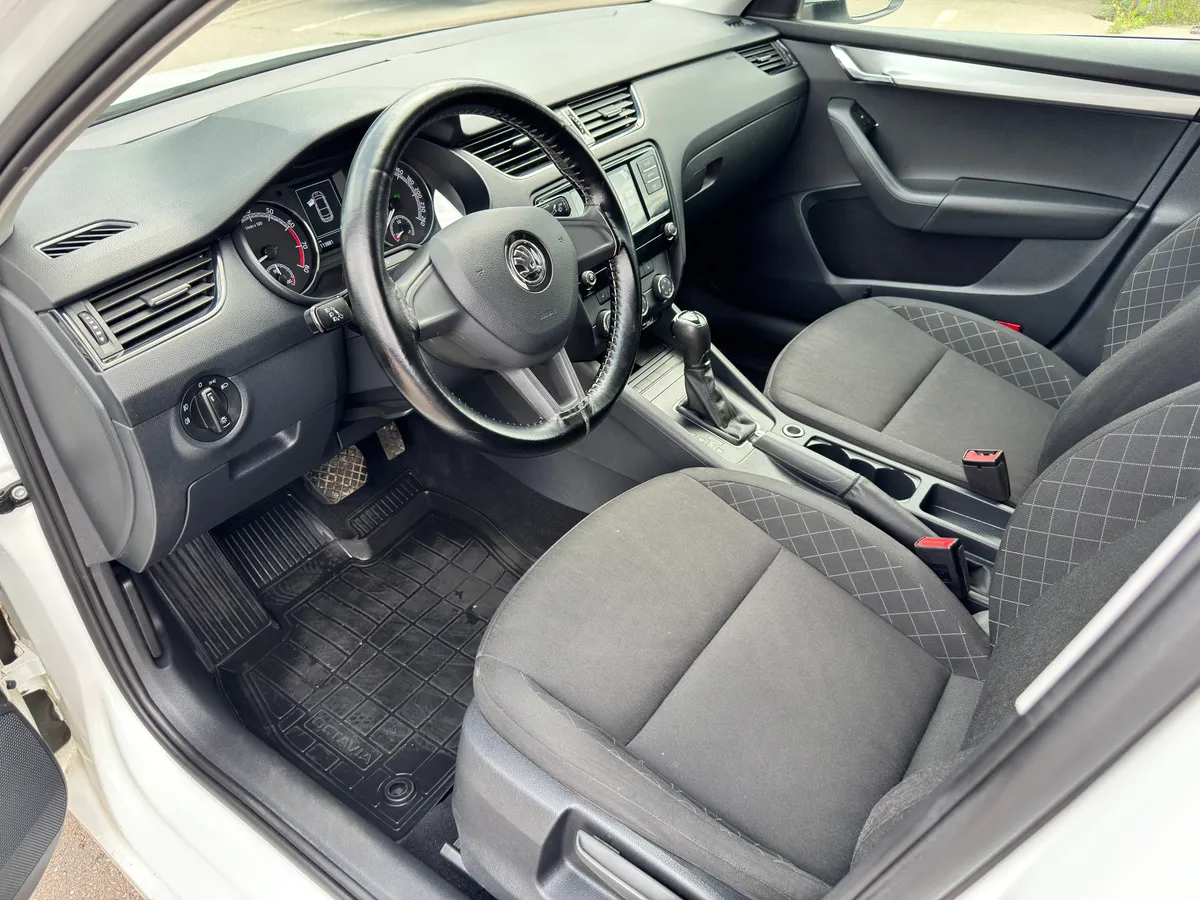 Skoda Octavia 1.6 AT (110 л.с.)
