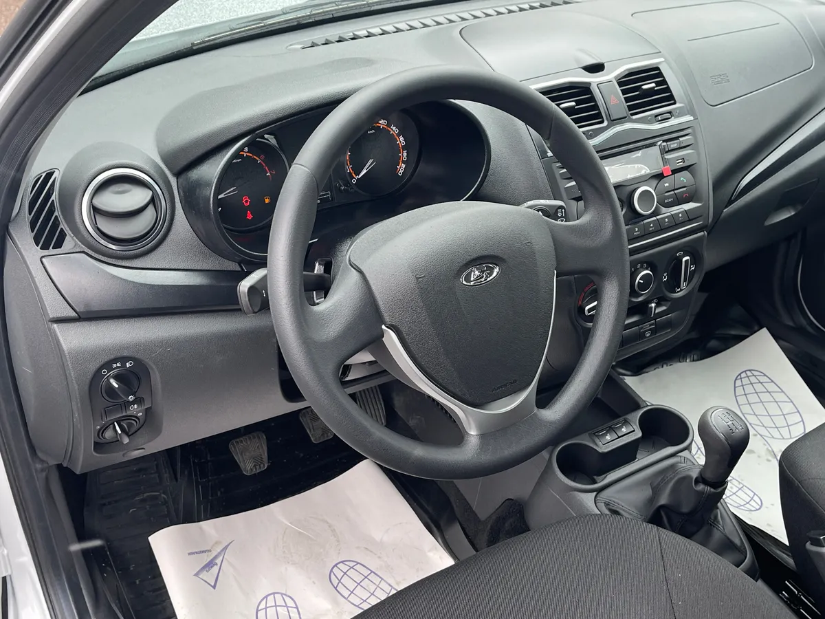 ВАЗ (Lada) Granta 1.6 MT (90 л.с.)