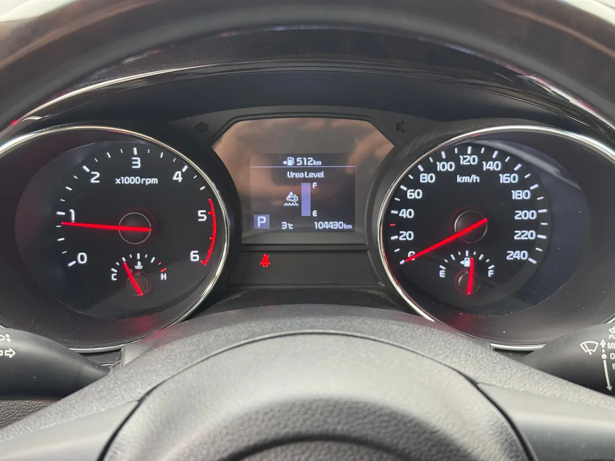 Kia Carnival 2.2 CRDi AT (200 л.с.)