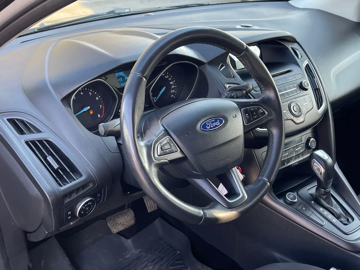 Ford Focus 1.6 Ti-VCT PowerShift (125 л.с.)