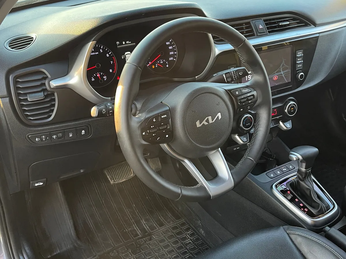 Kia Rio 1.6 AT (123 л.с.)
