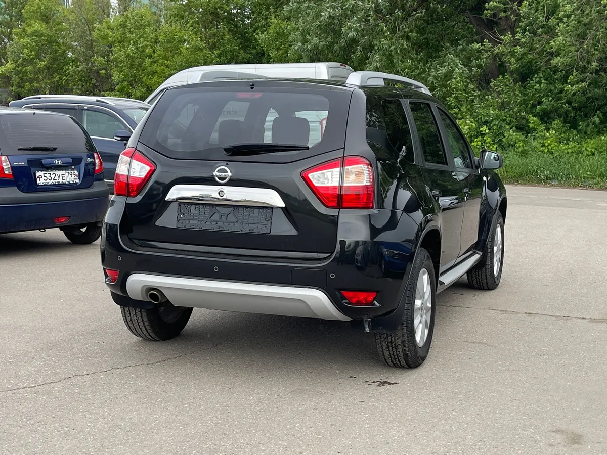 Nissan Terrano 2.0 AT 4WD (143 л.с.)