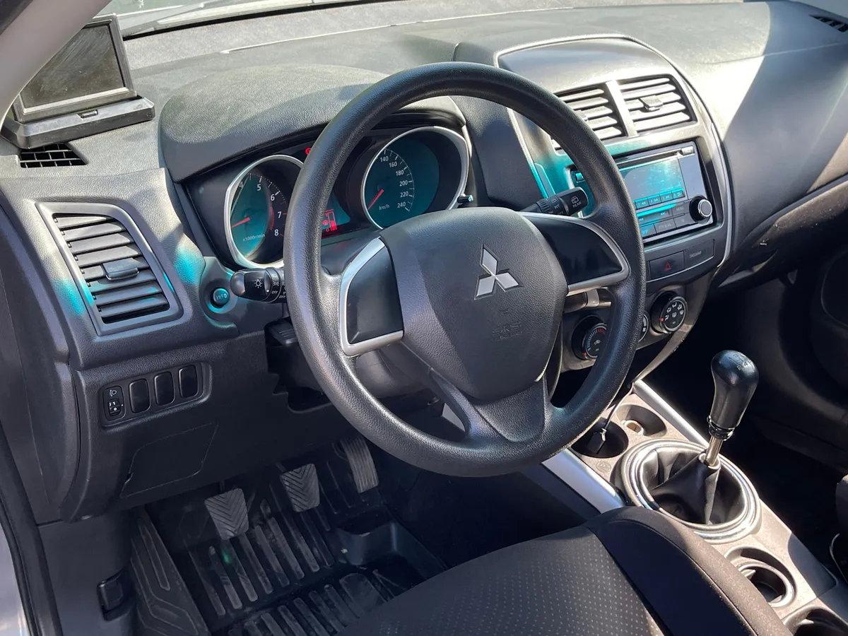 Mitsubishi ASX 1.6 MT (117 л.с.)