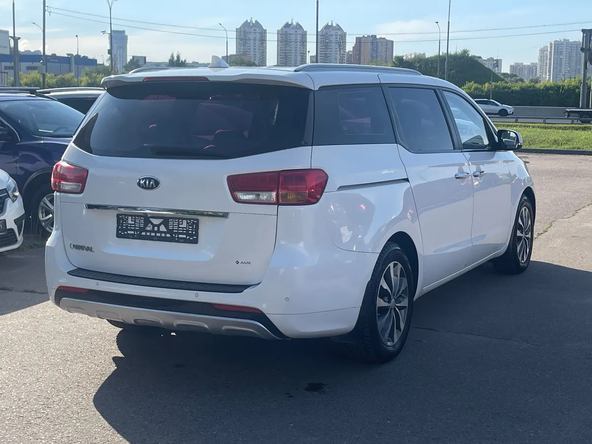 Kia Carnival 2.2 AT (202 л.с.), 2018 — фото 4