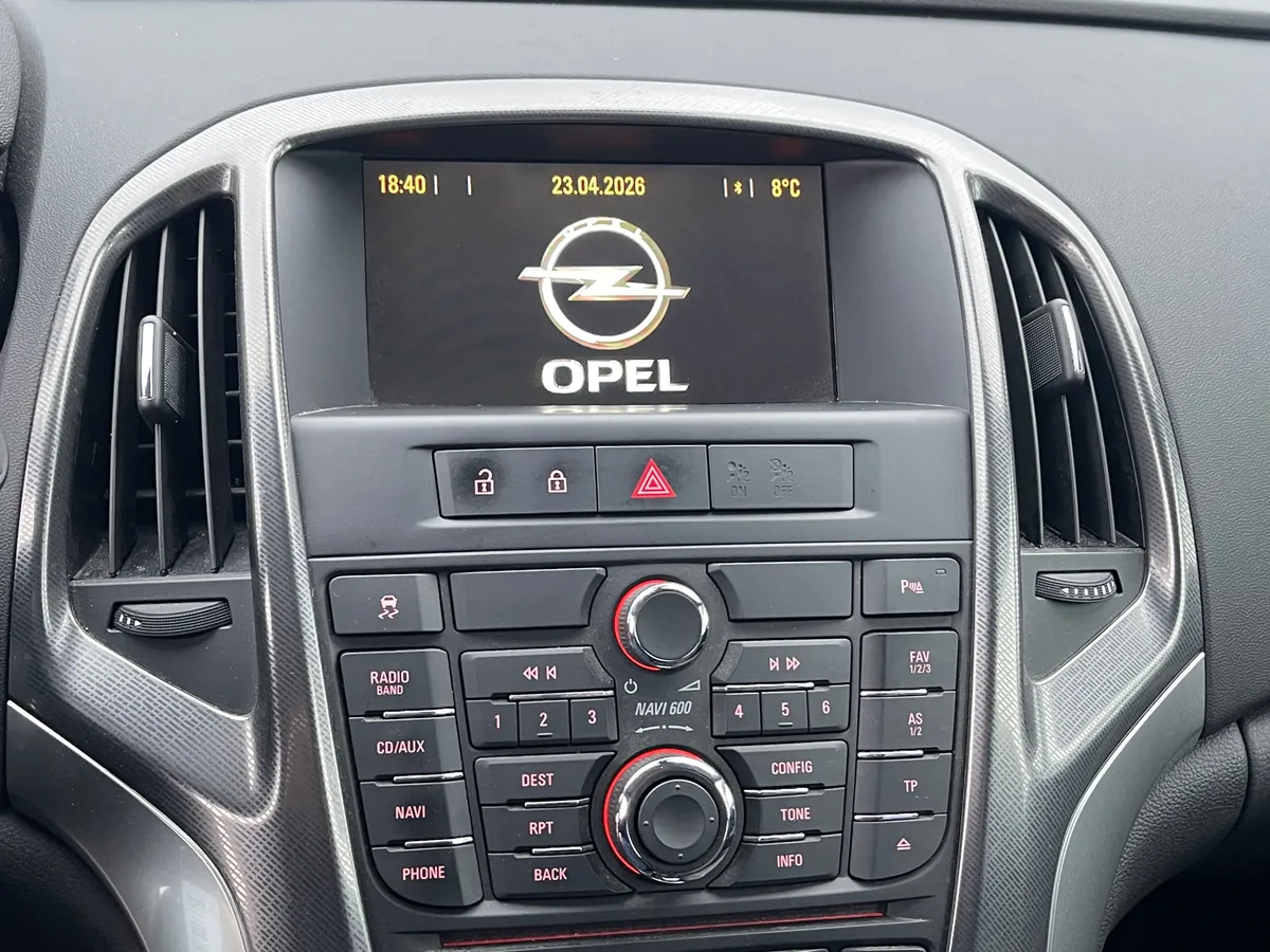 Opel Astra 1.4 Turbo AT (140 л.с.)