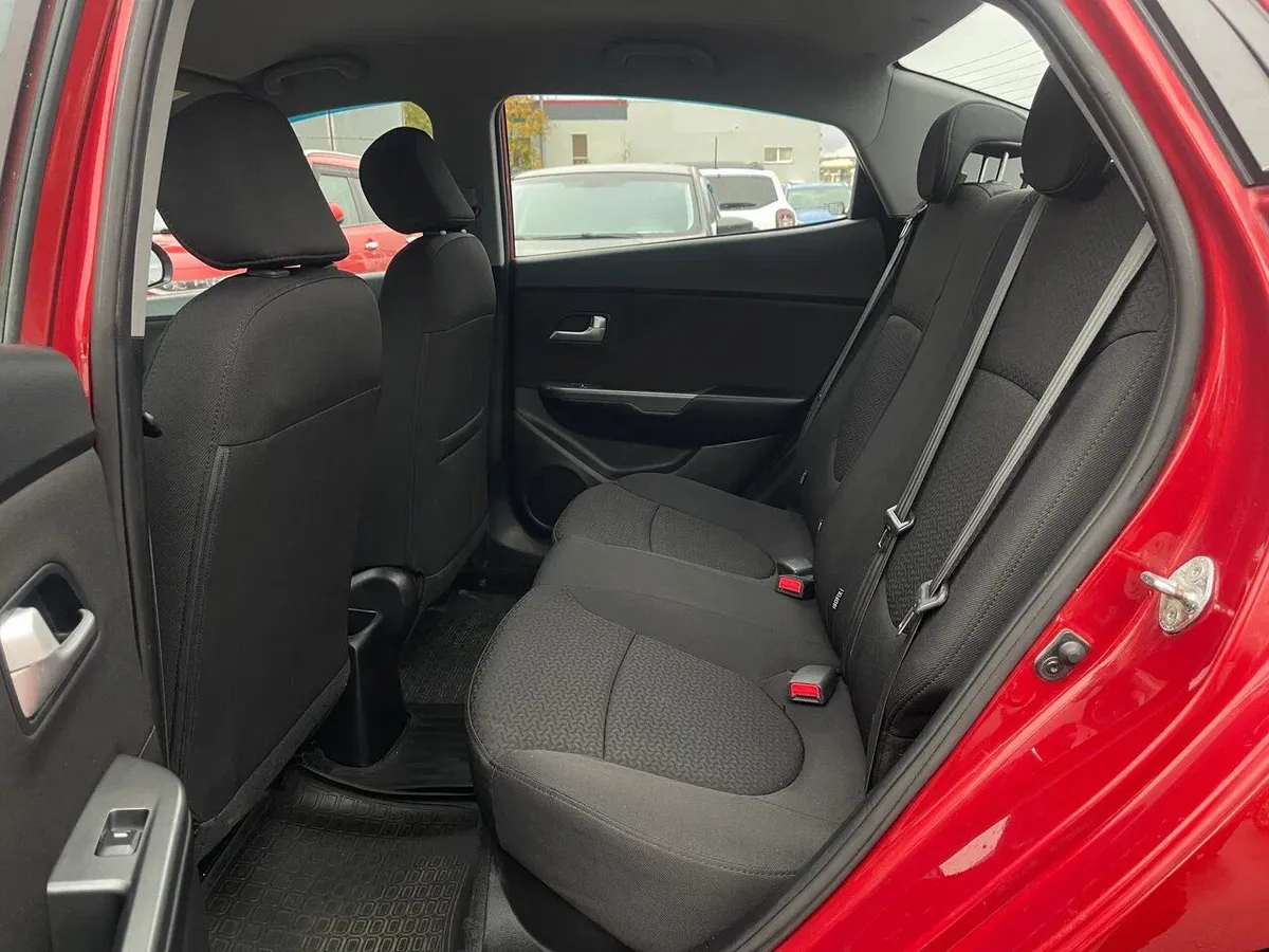 Kia Rio 1.6 AT (123 л.с.), 2013 — фото 13