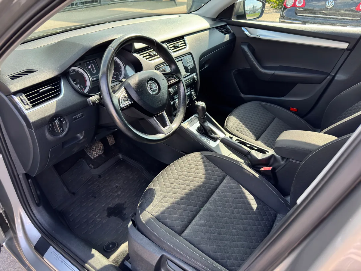 Skoda Octavia 1.6 AT (110 л.с.)