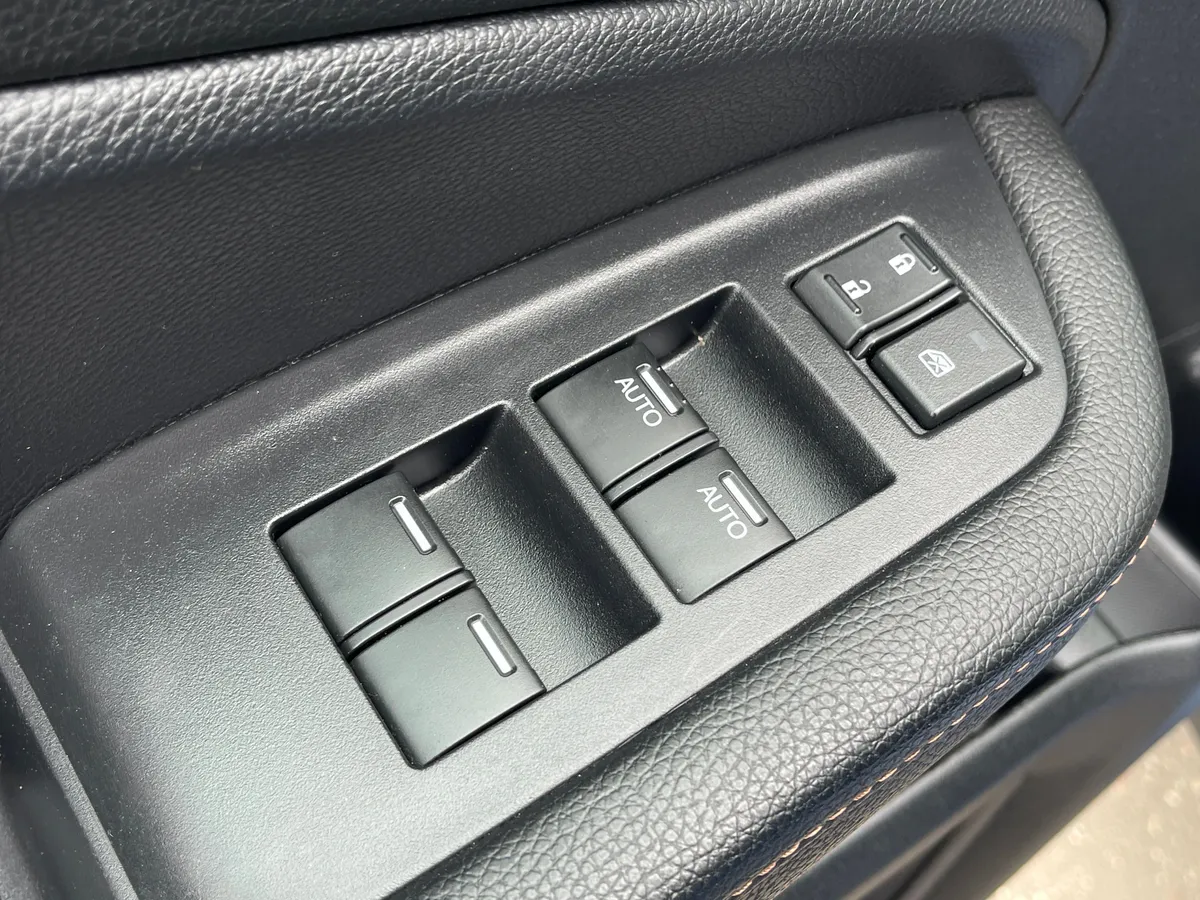 Honda Ridgeline 3.5 AT 4WD (280 л.с.)