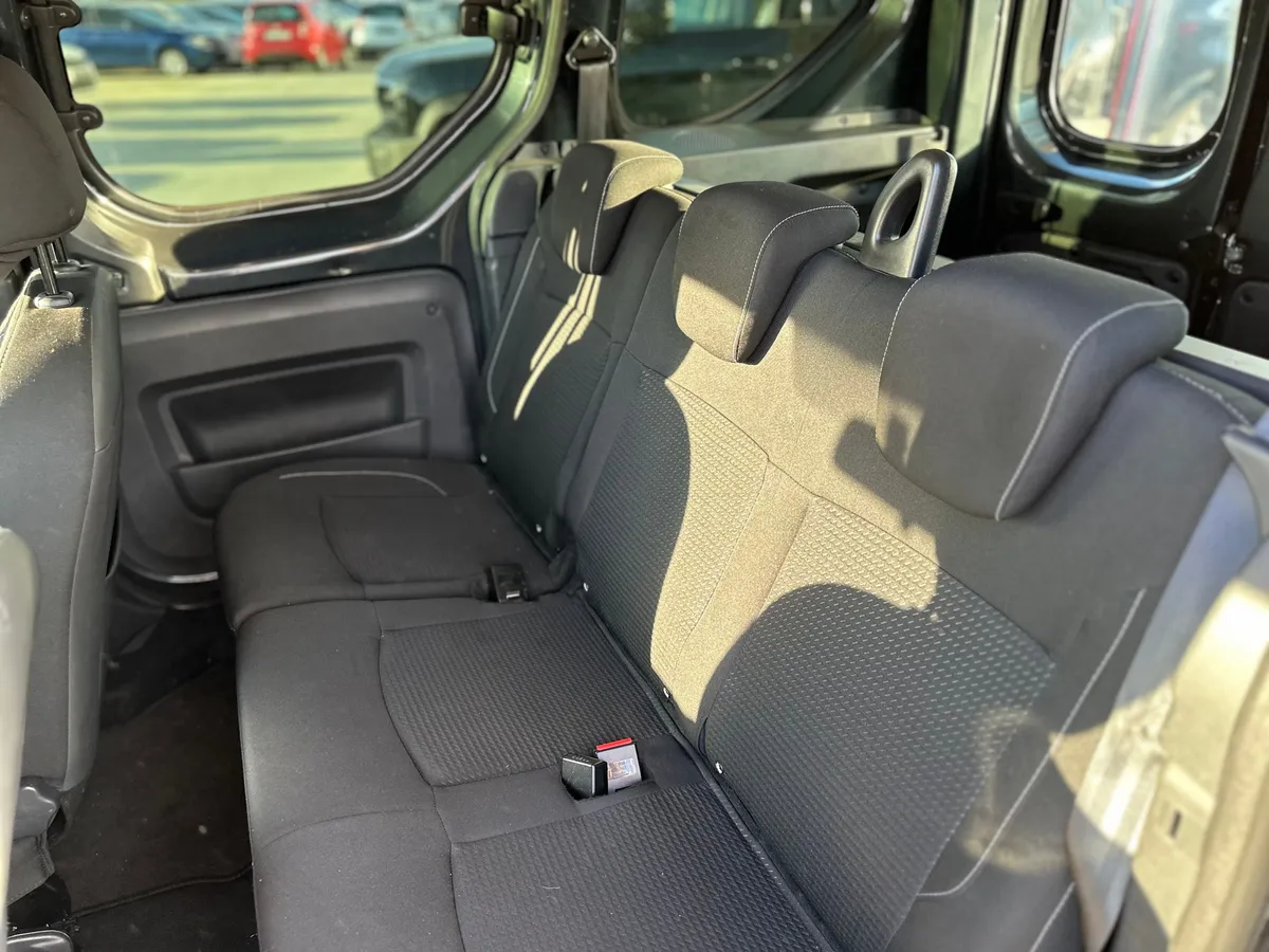 Renault Dokker 1.6 MT (82 л.с.)
