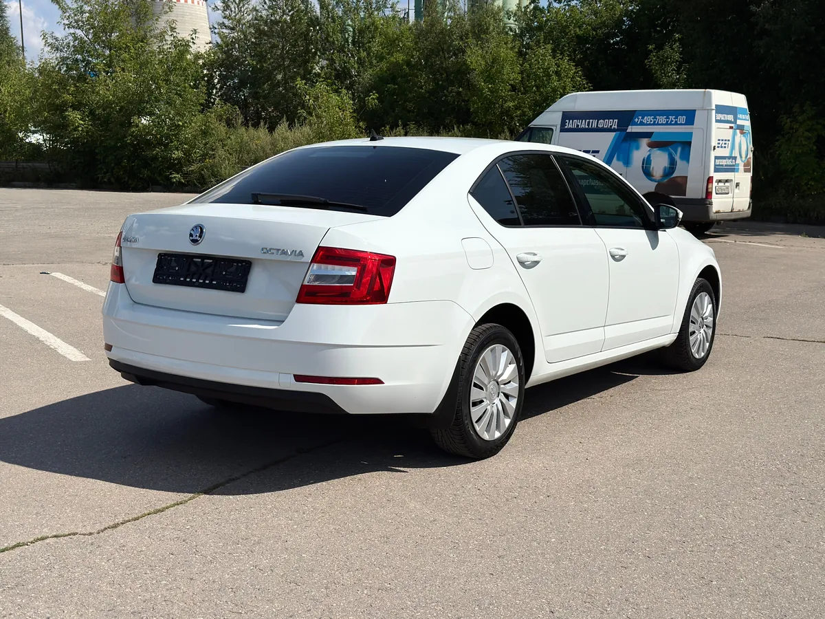 Skoda Octavia 1.6 AT (110 л.с.)
