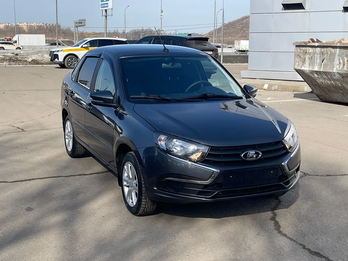 картинка ВАЗ (Lada) Granta 1.6 MT (90 л.с.) от galaxy-auto