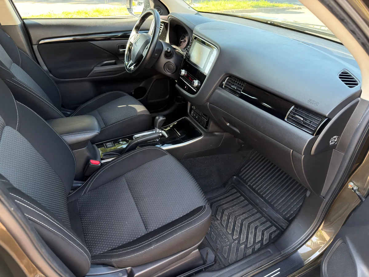 Mitsubishi Outlander 2.0 CVT (146 л.с.), 2020 — фото 5